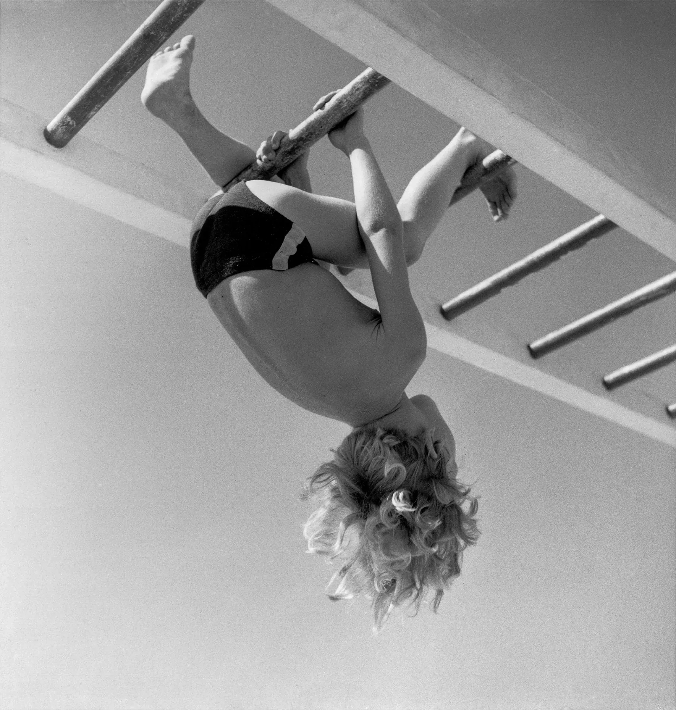 1520 A 72 Paradise Club, Cannes, 1938