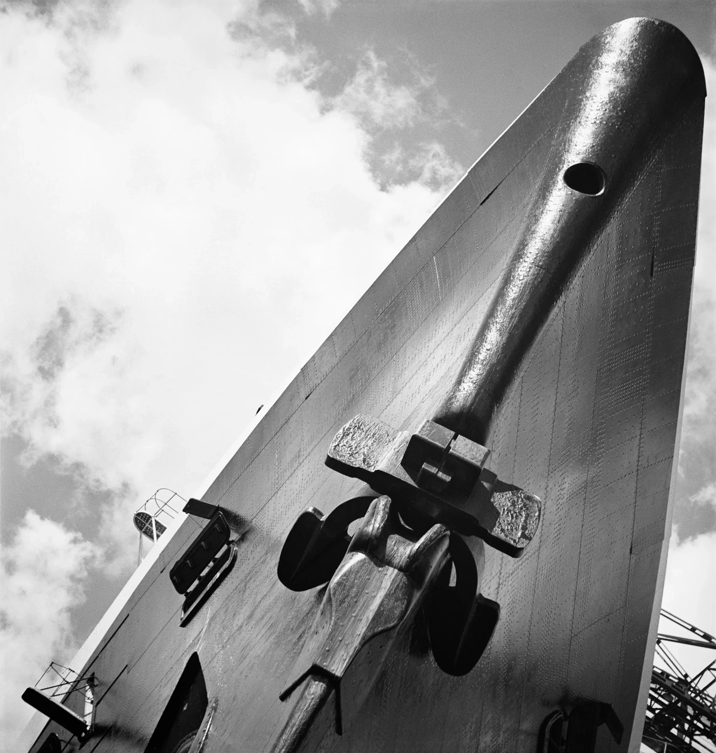 Affiche de l’exposition Normandie dans l’oeil des photographes des chantiers navals et Roger Schall