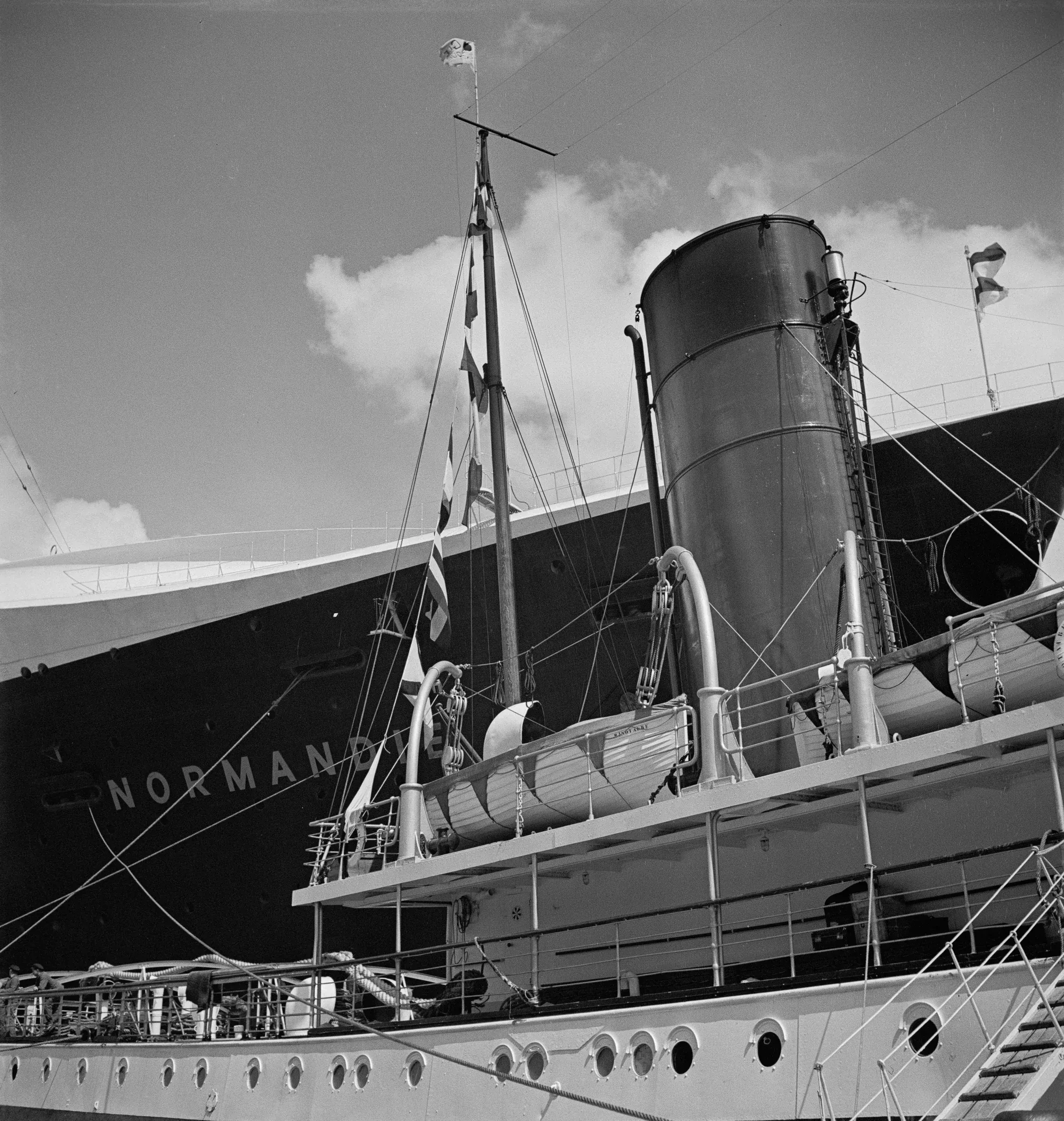 1600-D-25