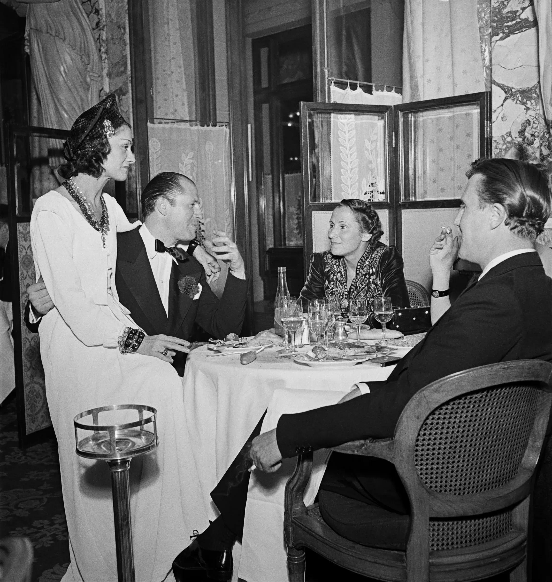 50-MF-8 - Gala Dali