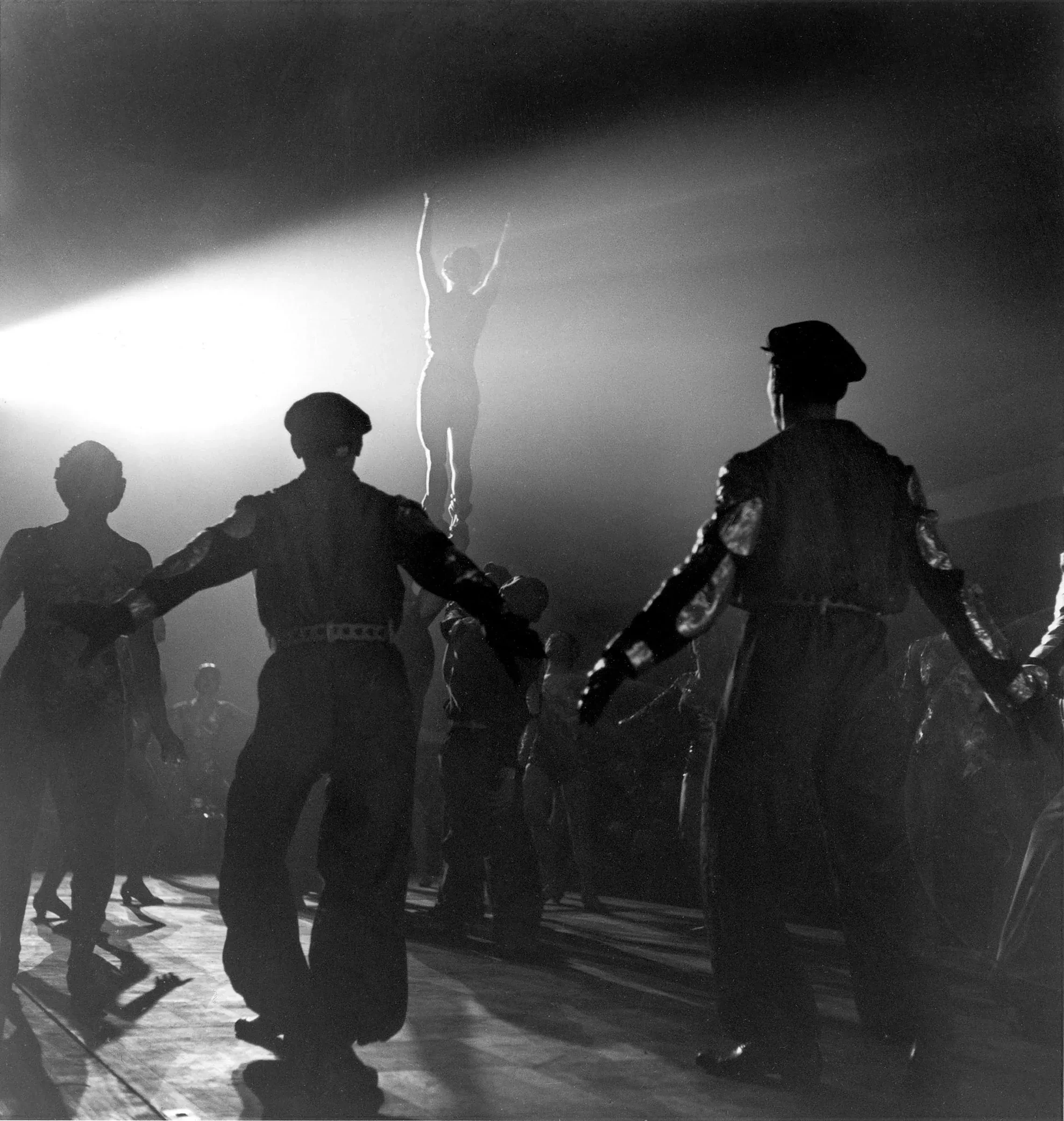 606 P 48 Revue un Vrai Paradis au Bal Tabarin, Paris 1940
